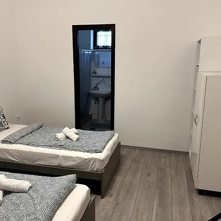 Aniiza 2 3* 厄尔韦涅什