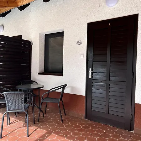 Aniiza 2 Πανσιόν