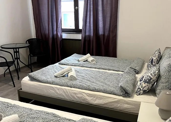 Πανσιόν Aniiza 2